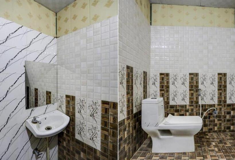 Отель Oyo Flagship 81296 Sh