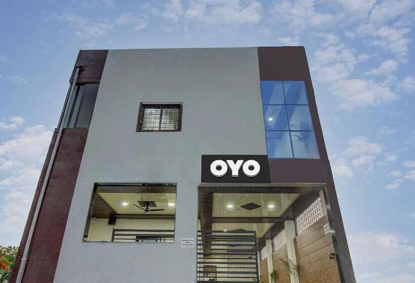 Hotel Oyo Flagship 81306  Galaxy
