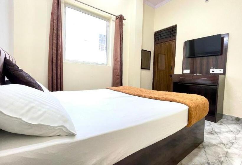 Sia Taj Hotel I Nearest Taj Mahal I Agra I Couple Friendly