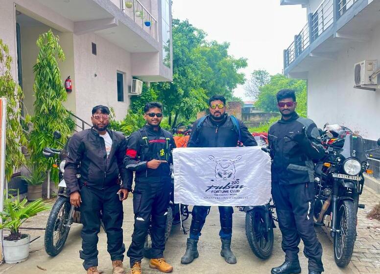 Sia Taj Hotel I Nearest Taj Mahal I Agra I Couple Friendly