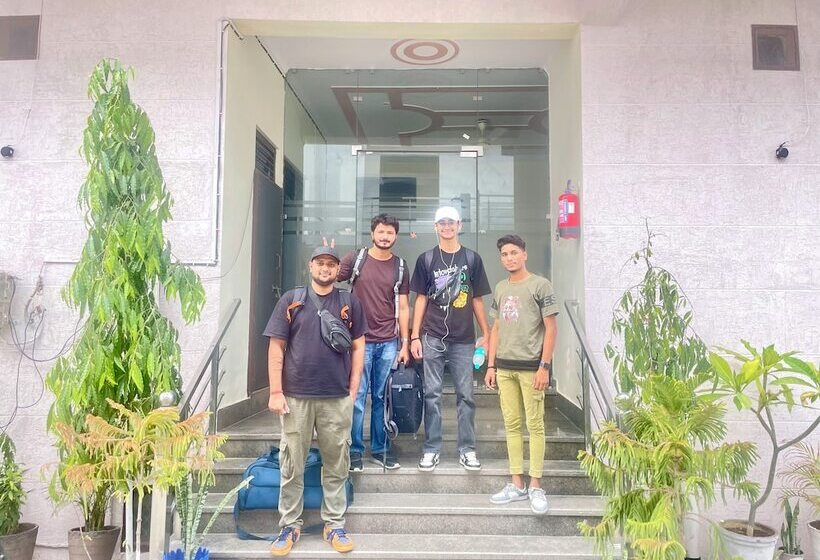 Sia Taj Hotel I Nearest Taj Mahal I Agra I Couple Friendly