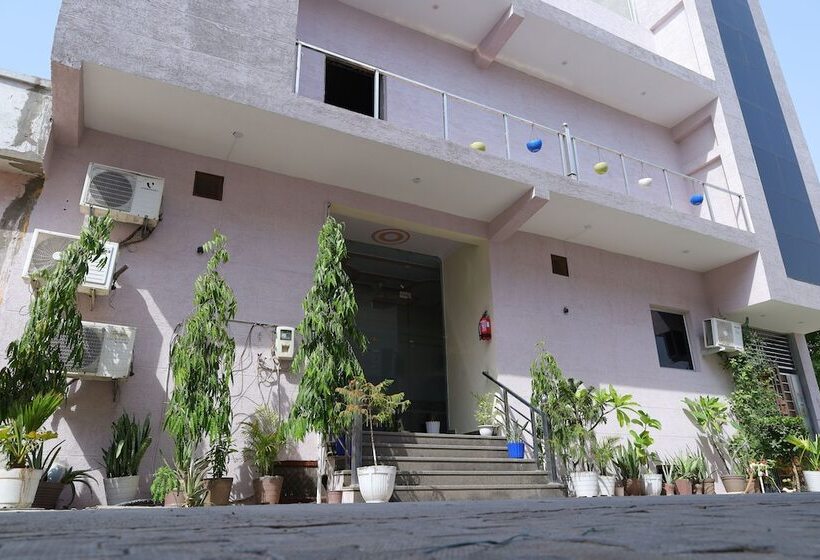 Sia Taj Hotel I Nearest Taj Mahal I Agra I Couple Friendly