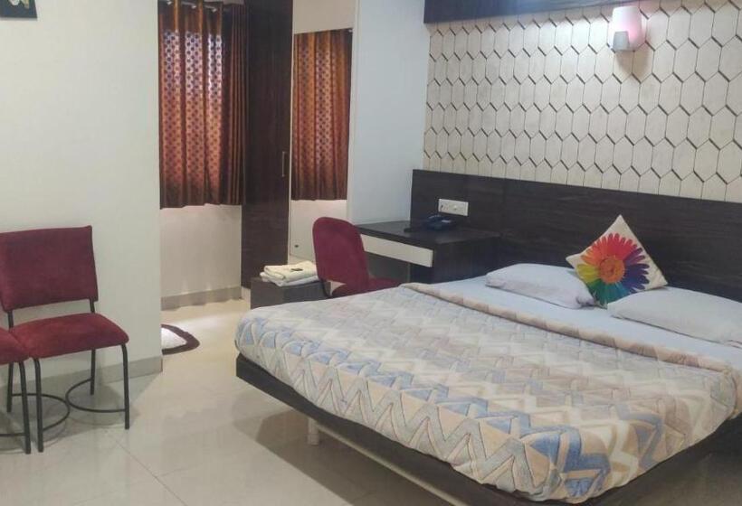 فندق Sony Palace, Kolhapur