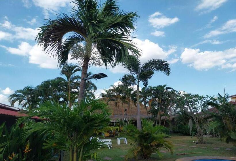 Kanchira Resort