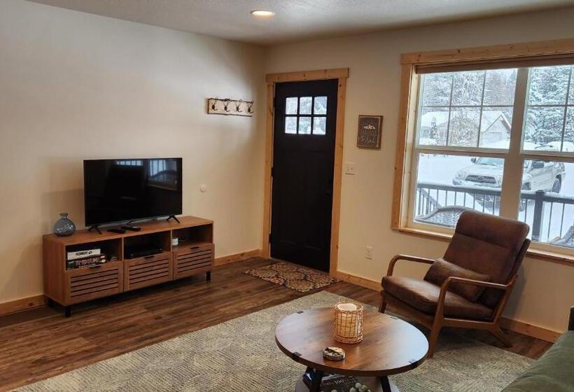 モーテル Beargrass Lodging & Rv Resort