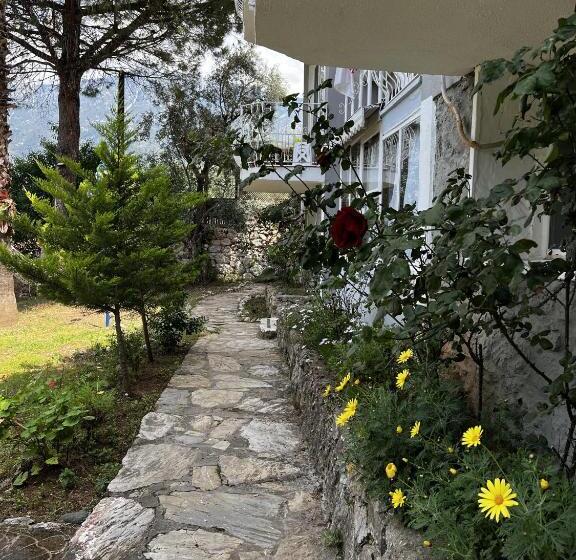 New Golden Gate Butik Otel