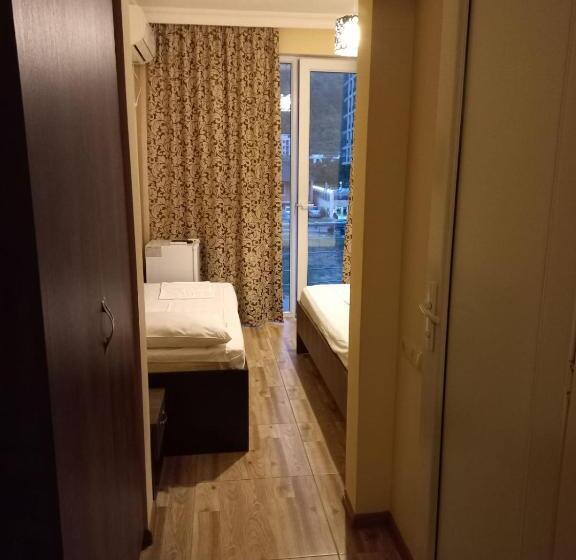 پانسیون Astra