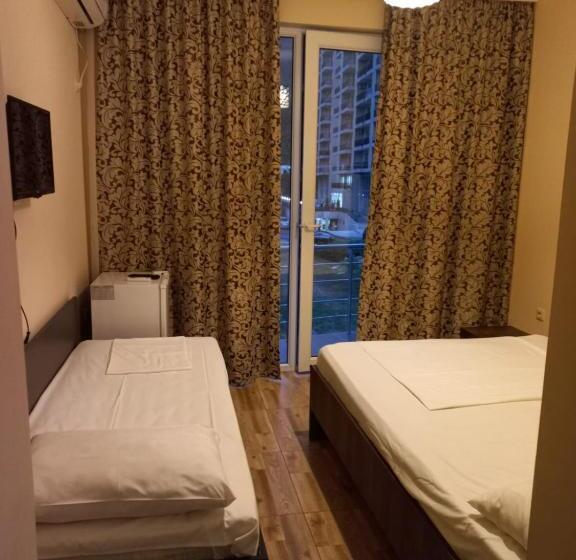 پانسیون Astra