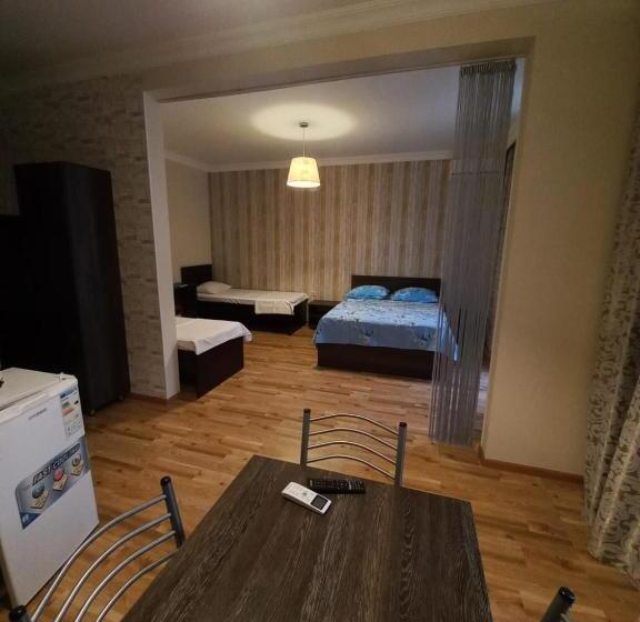 پانسیون Astra