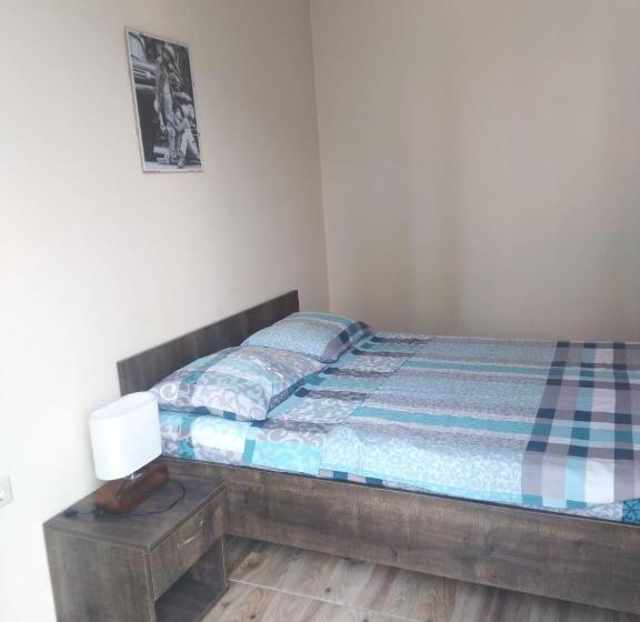 پانسیون Astra