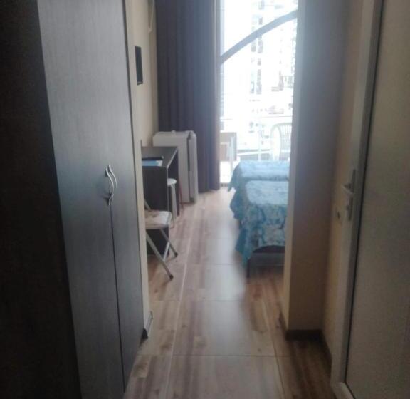 پانسیون Astra