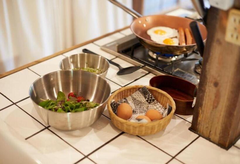 膳宿费 Small Hotel Tonari