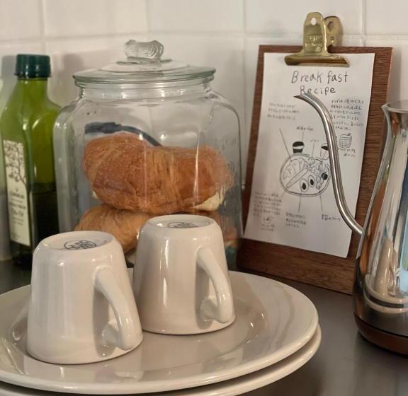 膳宿费 Small Hotel Tonari