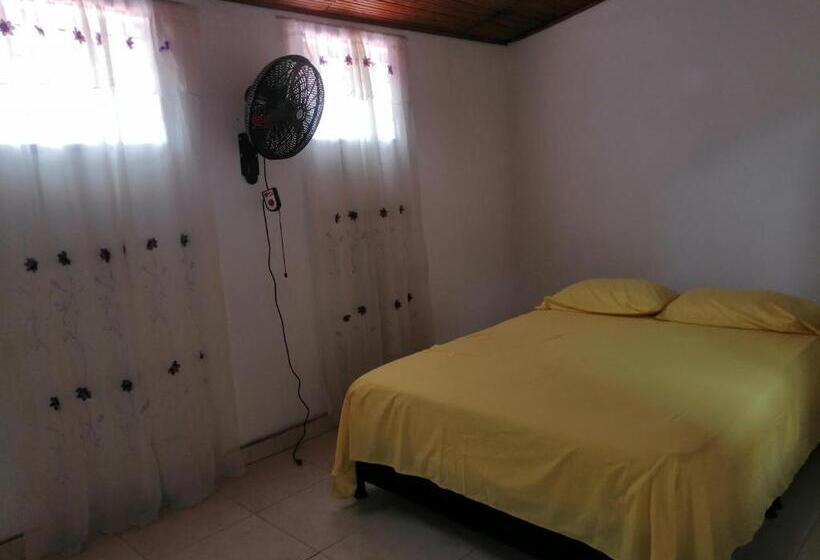 پانسیون Casa De Relajación Lowcost