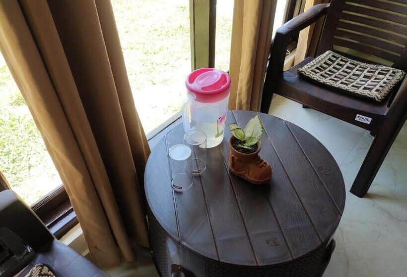 膳宿费 La Montana