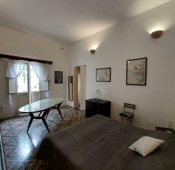 펜션 Nunnu Pati Apartment