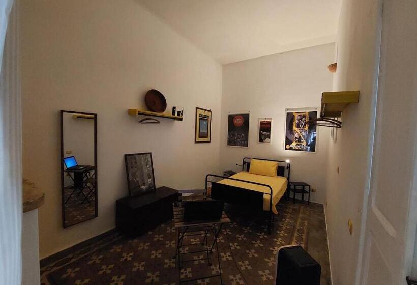 펜션 Nunnu Pati Apartment