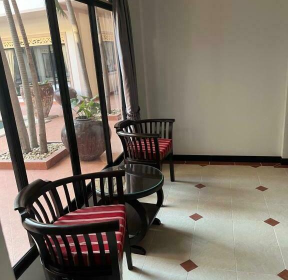 펜션 Poolvilla@tinee