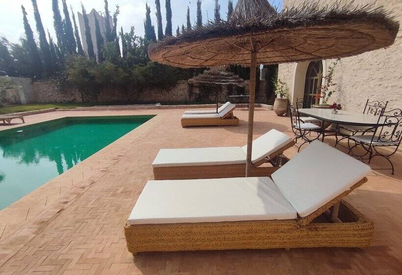 پانسیون Riad Bini Ddik