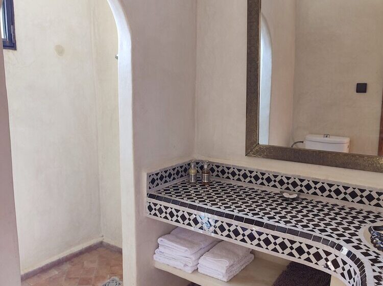 پانسیون Riad Bini Ddik