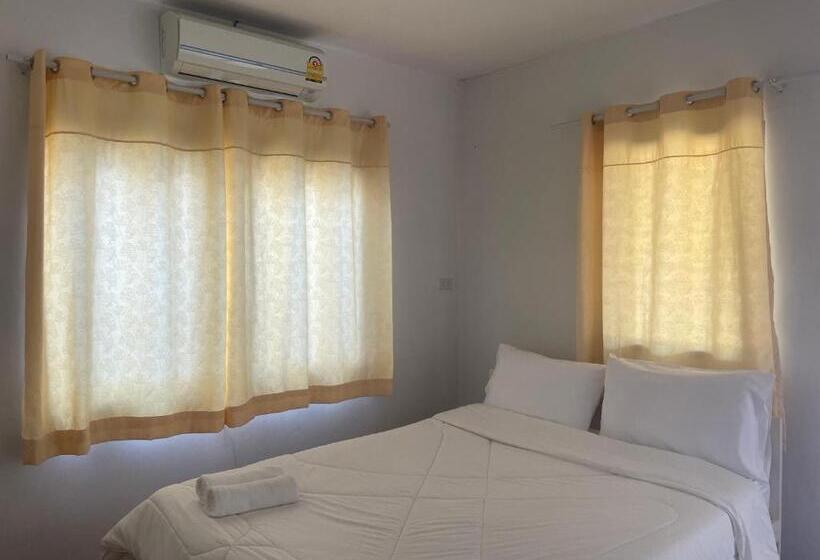 استراحتگاه บ้านระการีสอร์ต