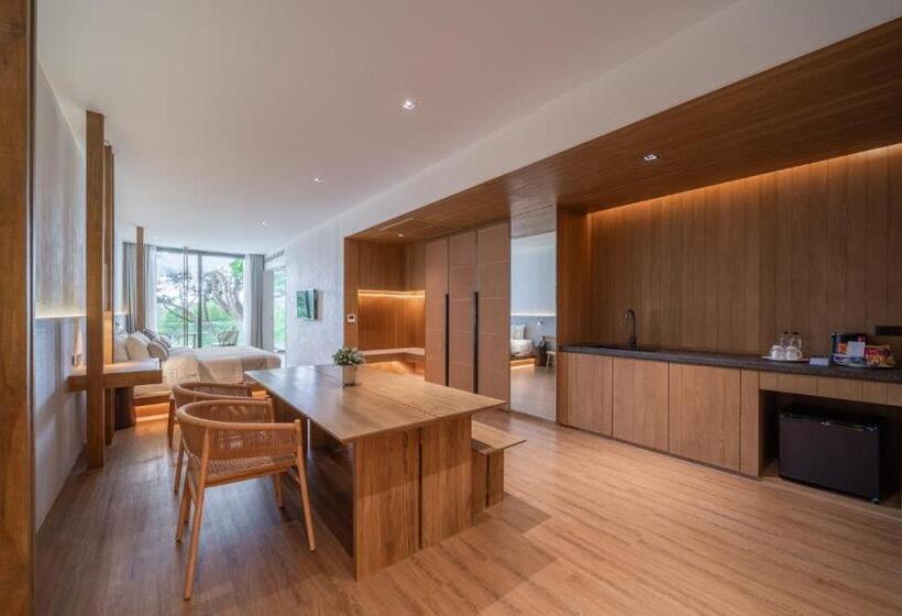 Riva Vista Riverfront Resort Chiangrai