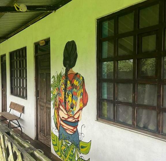 فندق صغير Sacha