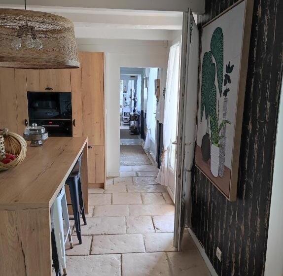 ベッドアンドブレックファースト Mas De Manon