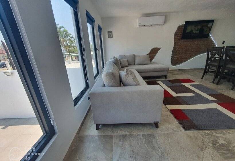 فندق Fiesta Miramar