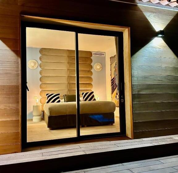 Отель Les Bergeries De Figari