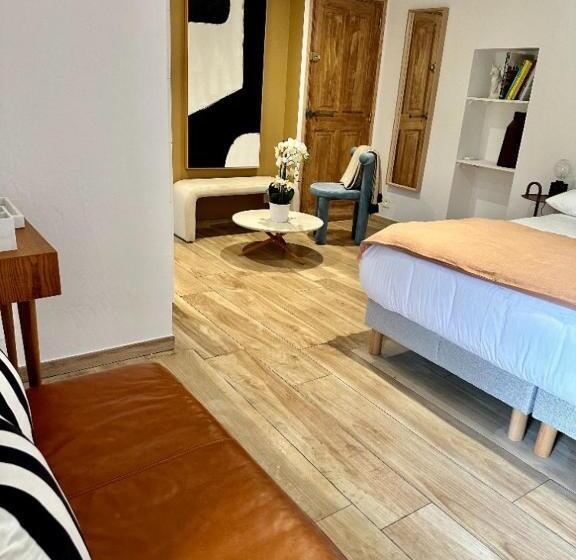 Отель Les Bergeries De Figari