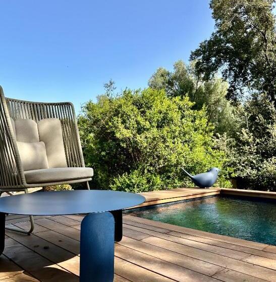 Отель Les Bergeries De Figari