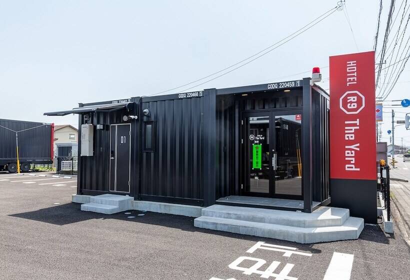 فندق R9 The Yard Saito