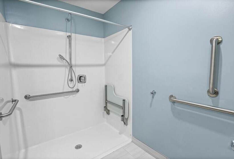 בית מלון כפרי Seaport Suites