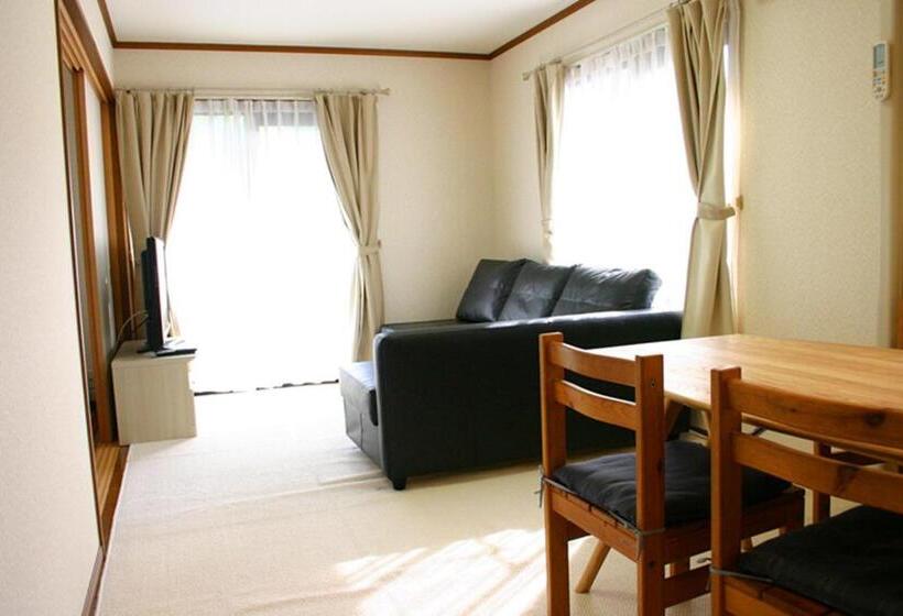 پانسیون 山中湖リゾートハウスⅱ