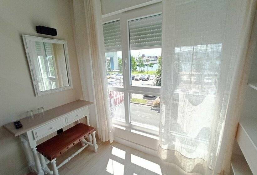 膳宿费 Bahia Rooms Cantabria 3000