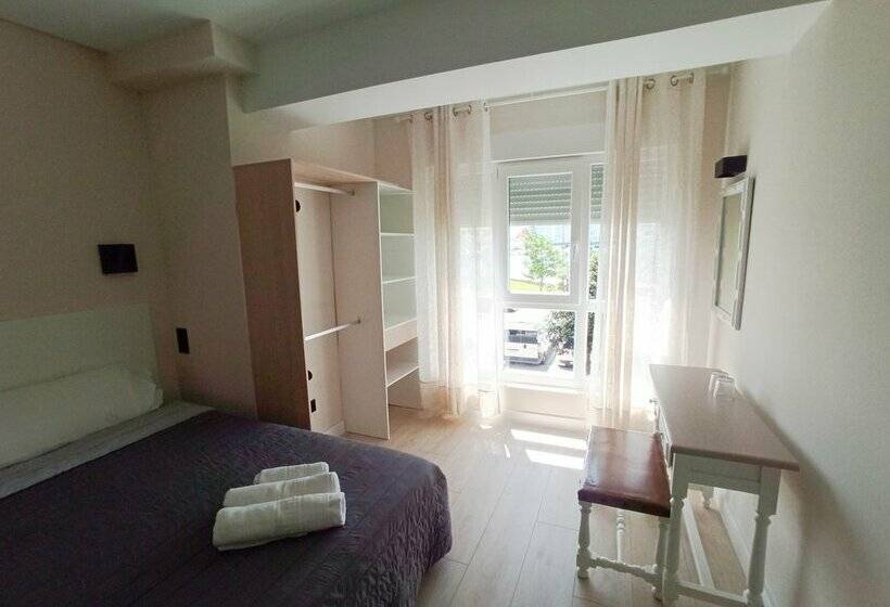 膳宿费 Bahia Rooms Cantabria 3000