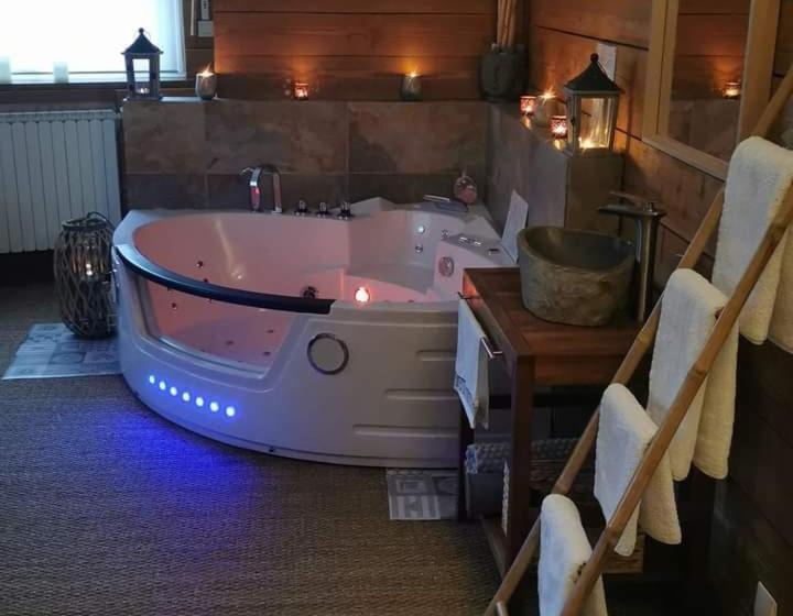 پانسیون Suite Avec Spa Et Sauna Privatif