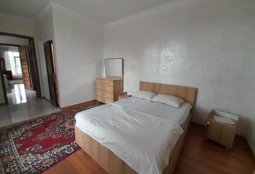 پانسیون Vila Chakvi