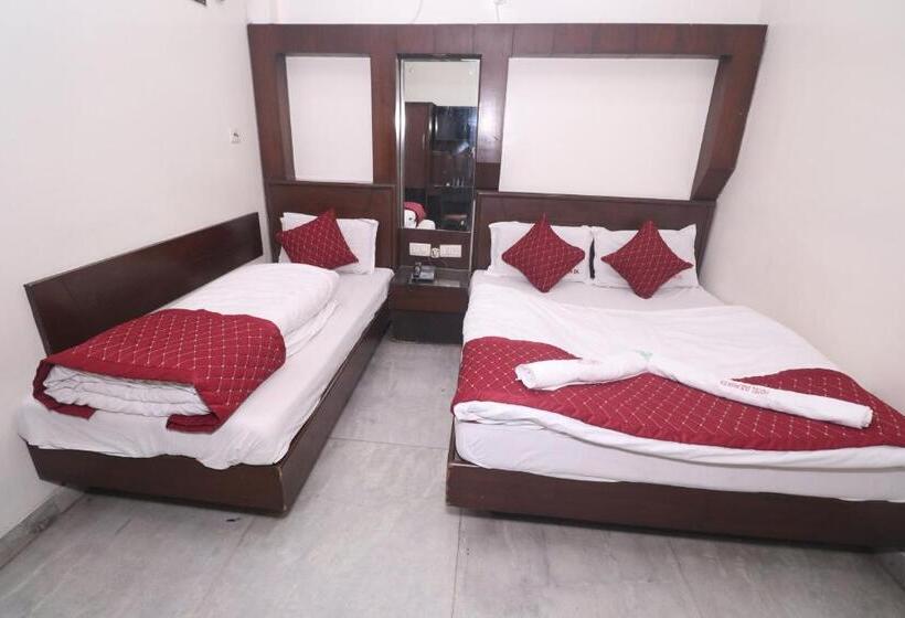 Priya Palace By Byob Hotels