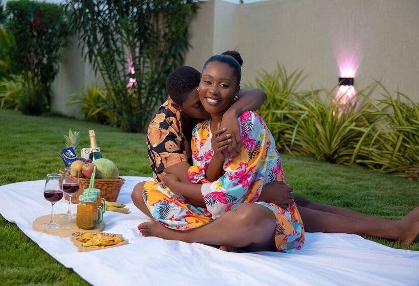 Alexander Palace Hotel Apartment