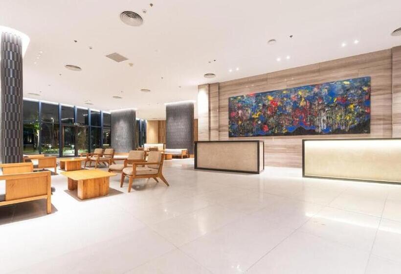 Hotel Arena Cam Ranh Beach Resort