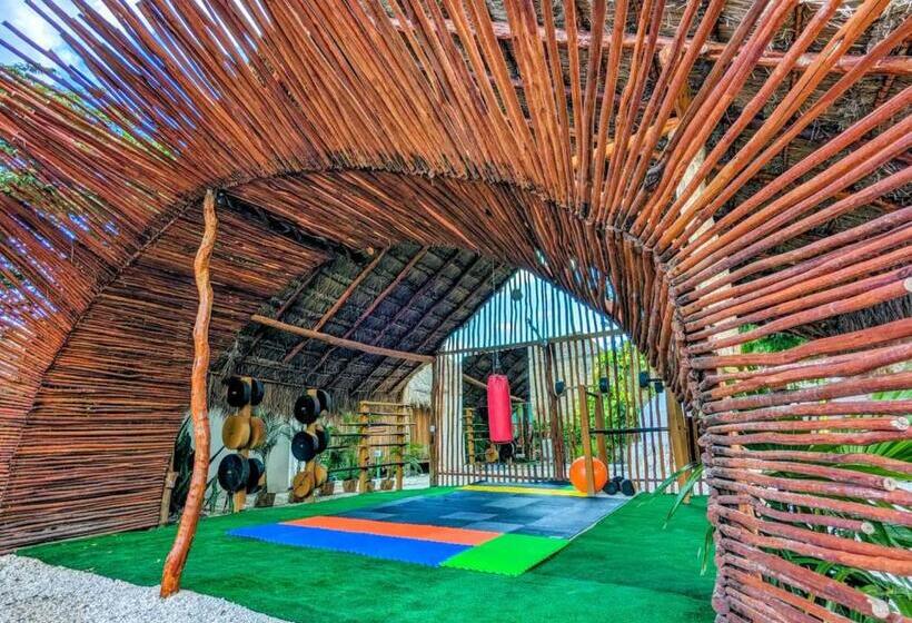 Xhule Hotel Boutique