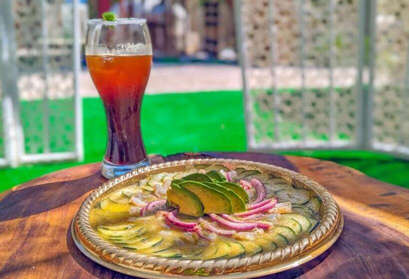 Xhule Hotel Boutique