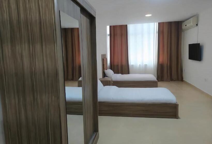 Rayan Hotel Suites