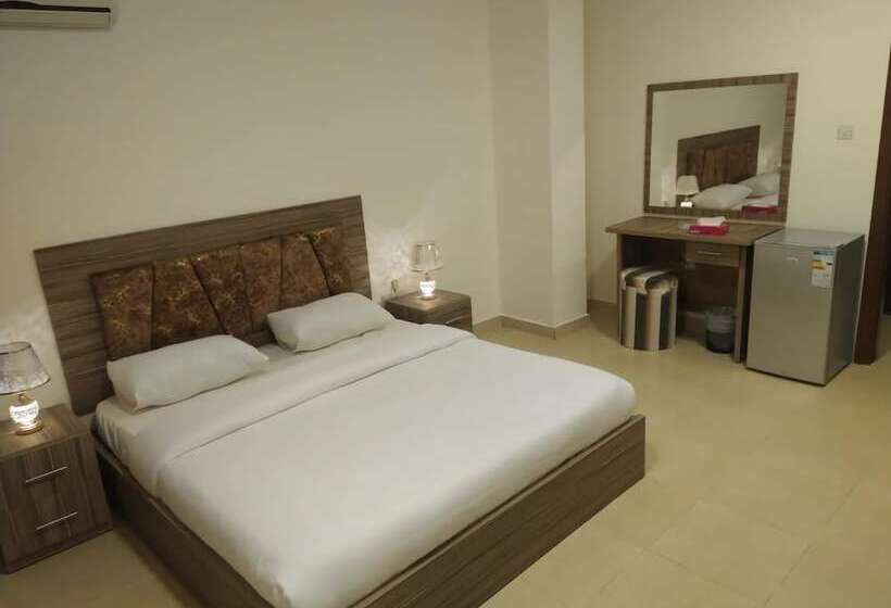 Rayan Hotel Suites