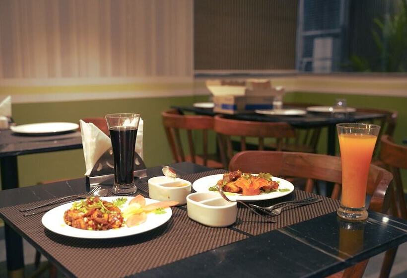 Ariena By Spree Hotels Goa