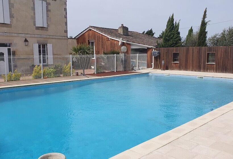 צימר Domaine De L Ourbise