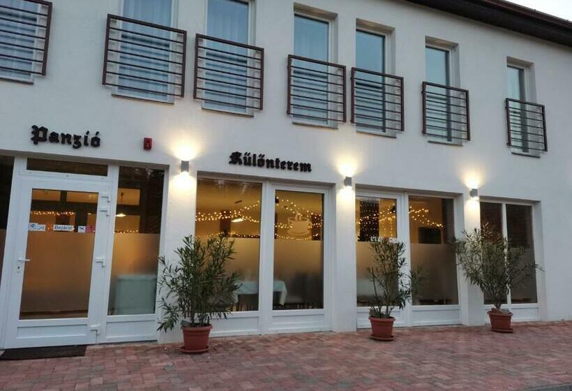 צימר Privát Fogadó és étterem