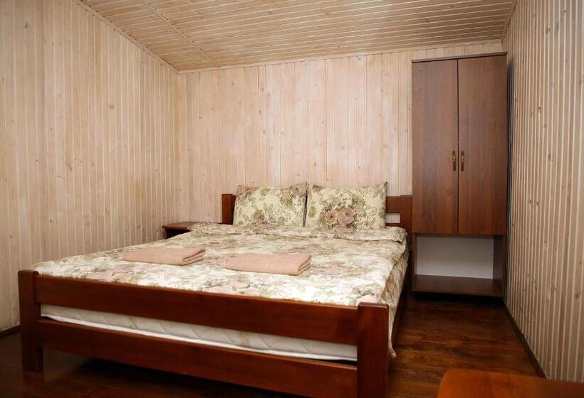 هتل соляний кристал